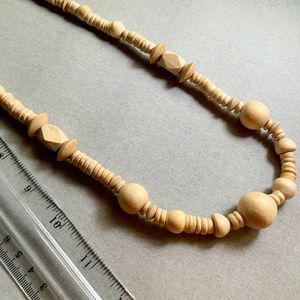 VINTAGE 28” NEUTRAL LIGHT GRAIN WOOD ROUND & FLAT DISC BEADS NECKLACE UNISEX